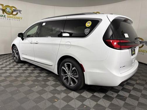 2026 Chrysler Pacifica Pinnacle