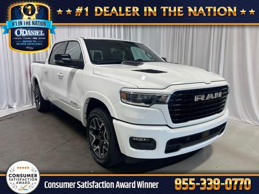 Bright White Clearcoat 2025 RAM 1500 Laramie