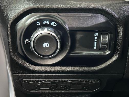 Bright White Clearcoat 2024 Jeep Wrangler Sport