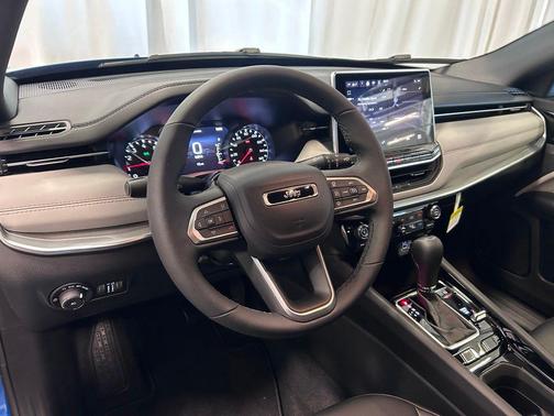 Hydro Blue Pearlcoat 2026 Jeep Compass Limited