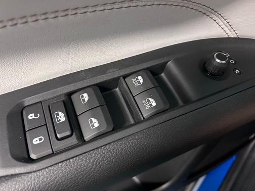Hydro Blue Pearlcoat 2026 Jeep Compass Limited