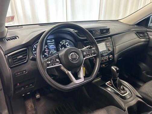Gun Metallic 2017 Nissan Rogue S
