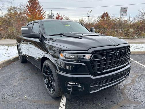 Diamond Black Crystal Pearlcoat 2026 RAM 1500 Big Horn/Lone Star