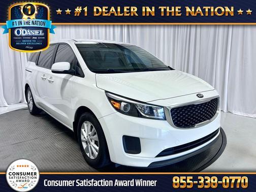 Clear White 2016 Kia Sedona L