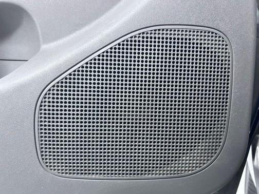 Storm Gray Metallic 2009 Nissan Frontier SE Crew Cab