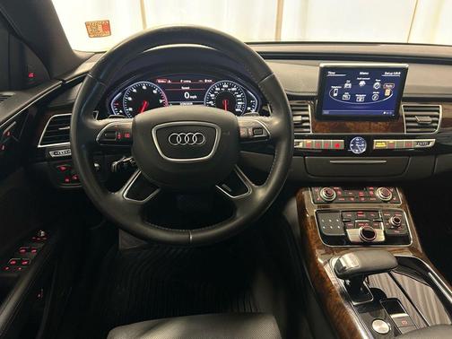 Phantom Black Pearl 2015 Audi A8 L 3.0T