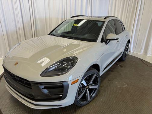 Chalk 2026 Porsche Macan Macan
