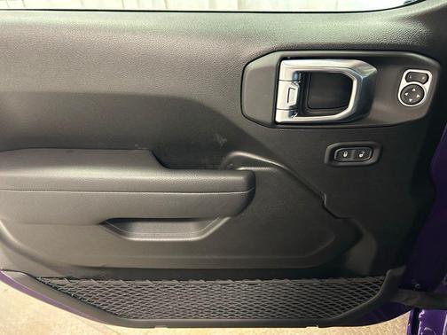 Reign 2026 Jeep Wrangler Sport S