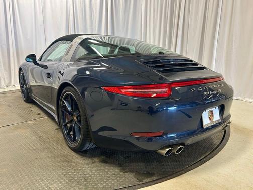Dark Blue Metallic 2016 Porsche 911 Targa 4S