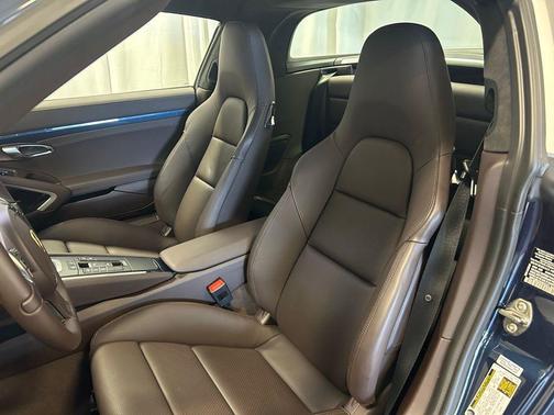 Dark Blue Metallic 2016 Porsche 911 Targa 4S