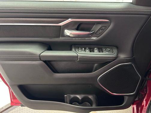 Molten Red Pearlcoat 2026 RAM 1500 Laramie