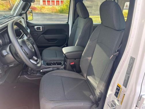 Bright White Clearcoat 2026 Jeep Wrangler Sport