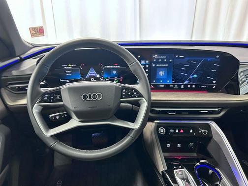 Black Metallic 2025 Audi Q5 Premium TFSI quattro S tronic