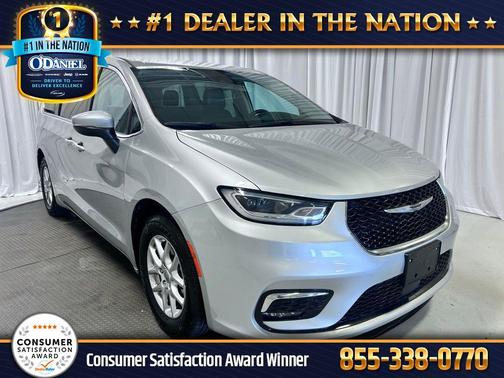 Silver Mist Clearcoat 2023 Chrysler Pacifica Touring L