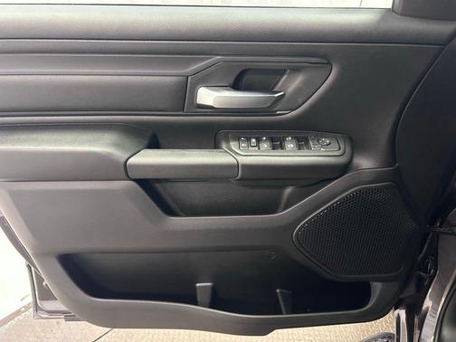 Granite Crystal Metallic Clearcoat 2026 RAM 1500 Express