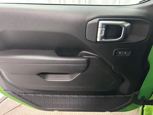 Mojito Clearcoat 2025 Jeep Wrangler Sport