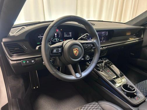 Paint to Sample 2026 Porsche 911 Carrera GTS