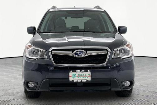 Dark Gray Metallic 2015 Subaru Forester 2.5i Limited