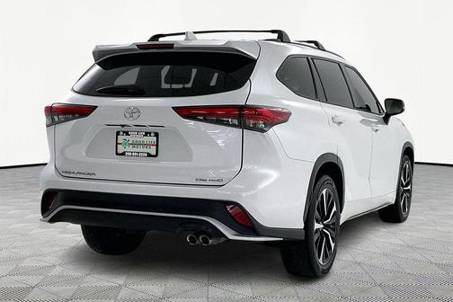 2022 Toyota Highlander XSE
