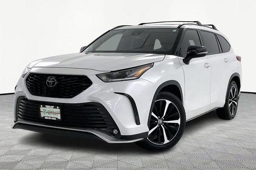 2022 Toyota Highlander XSE