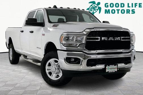 2022 RAM 2500 Tradesman Crew Cab 4x4 8' Box
