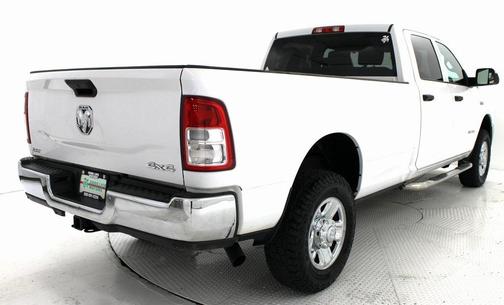 2022 RAM 2500 Tradesman Crew Cab 4x4 8' Box