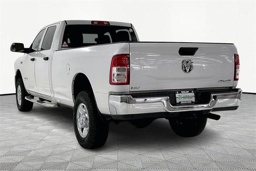 2022 RAM 2500 Tradesman Crew Cab 4x4 8' Box