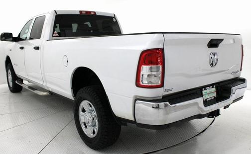2022 RAM 2500 Tradesman Crew Cab 4x4 8' Box