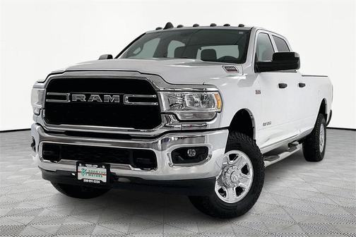 2022 RAM 2500 Tradesman Crew Cab 4x4 8' Box