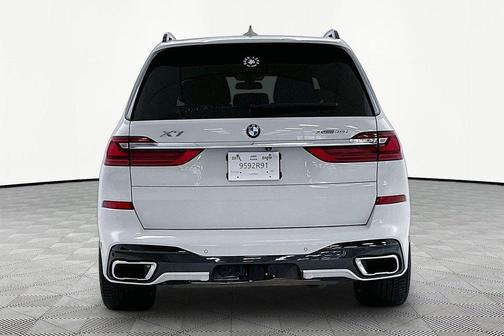 Alpine White 2019 BMW X7 xDrive40i