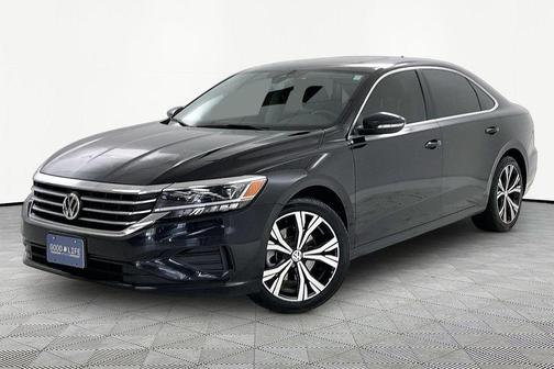 Deep Black Pearl 2021 Volkswagen Passat 2.0T SE