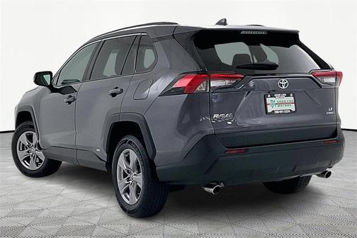 2022 Toyota RAV4 Hybrid LE