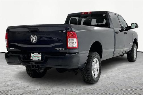 2021 RAM 3500 Tradesman Crew Cab 4x4 8' Box