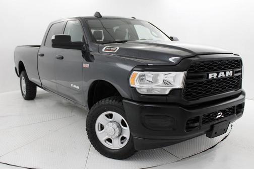 2021 RAM 3500 Tradesman Crew Cab 4x4 8' Box