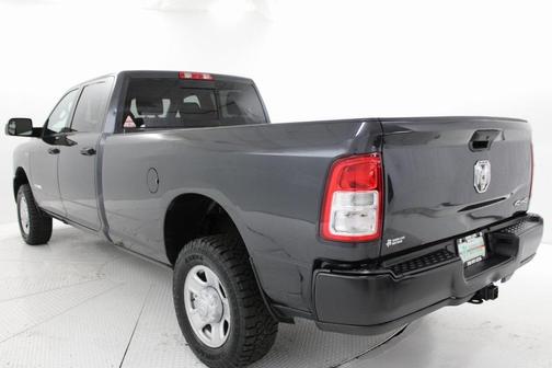 2021 RAM 3500 Tradesman Crew Cab 4x4 8' Box