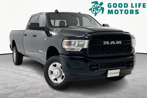 2021 RAM 3500 Tradesman Crew Cab 4x4 8' Box