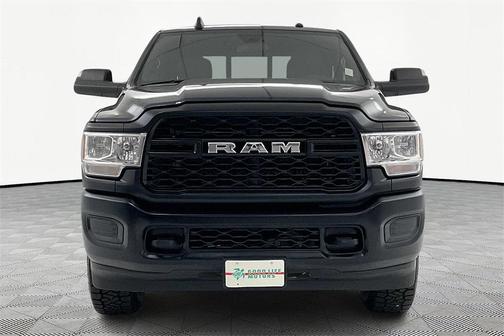 2021 RAM 3500 Tradesman Crew Cab 4x4 8' Box