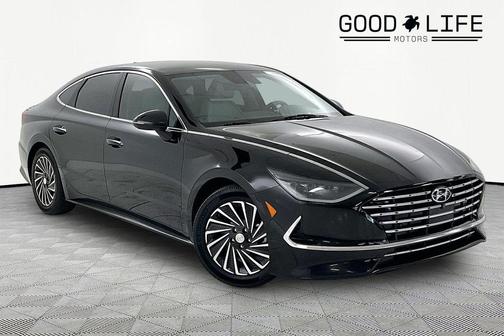 Nocturne Black 2021 Hyundai SONATA Limited 2.0T