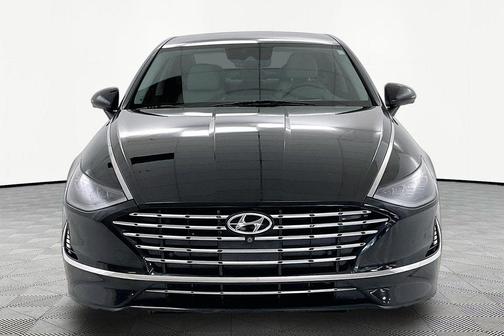Nocturne Black 2021 Hyundai SONATA Limited 2.0T