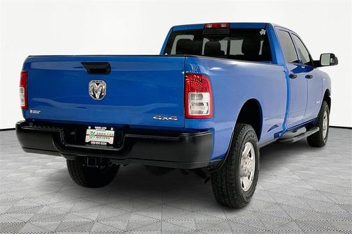 2020 RAM 3500 Tradesman Crew Cab 4x4 8' Box