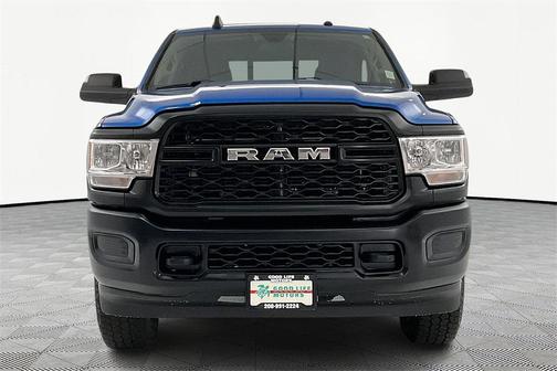 2020 RAM 3500 Tradesman Crew Cab 4x4 8' Box