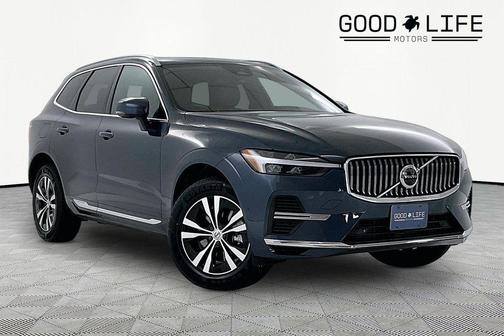 2022 Volvo XC60 Recharge Plug-In Hybrid T8 Inscription Expression