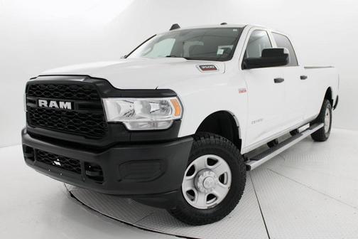 2021 RAM 3500 Tradesman Crew Cab 4x4 8' Box