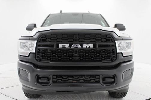 2021 RAM 3500 Tradesman Crew Cab 4x4 8' Box