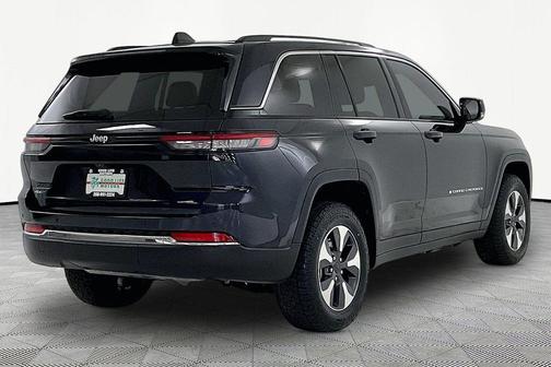 Midnight Sky 2022 Jeep Grand Cherokee 4xe Base