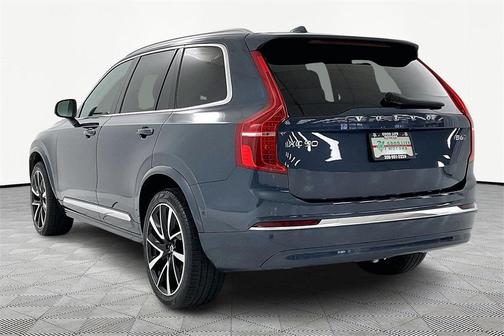 2024 Volvo XC90 B6 Plus Bright Theme 6-Seater