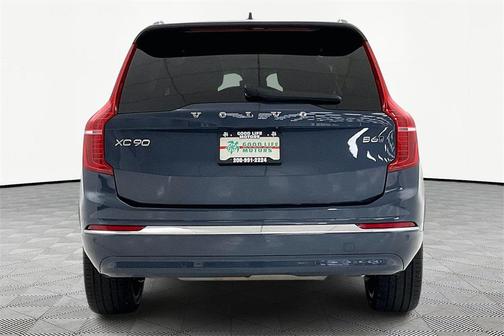 2024 Volvo XC90 B6 Plus Bright Theme 6-Seater