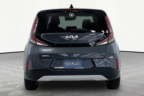Gravity Gray 2023 Kia Soul LX