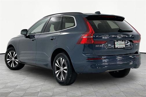 2023 Volvo XC60 B5 Core