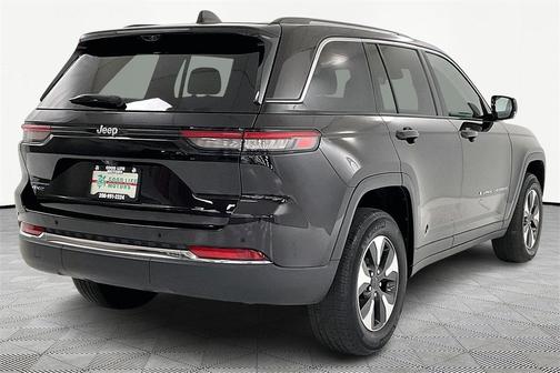 2022 Jeep Grand Cherokee 4xe Base